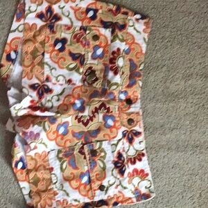 J Crew  City Fit side zipper closer print shorts